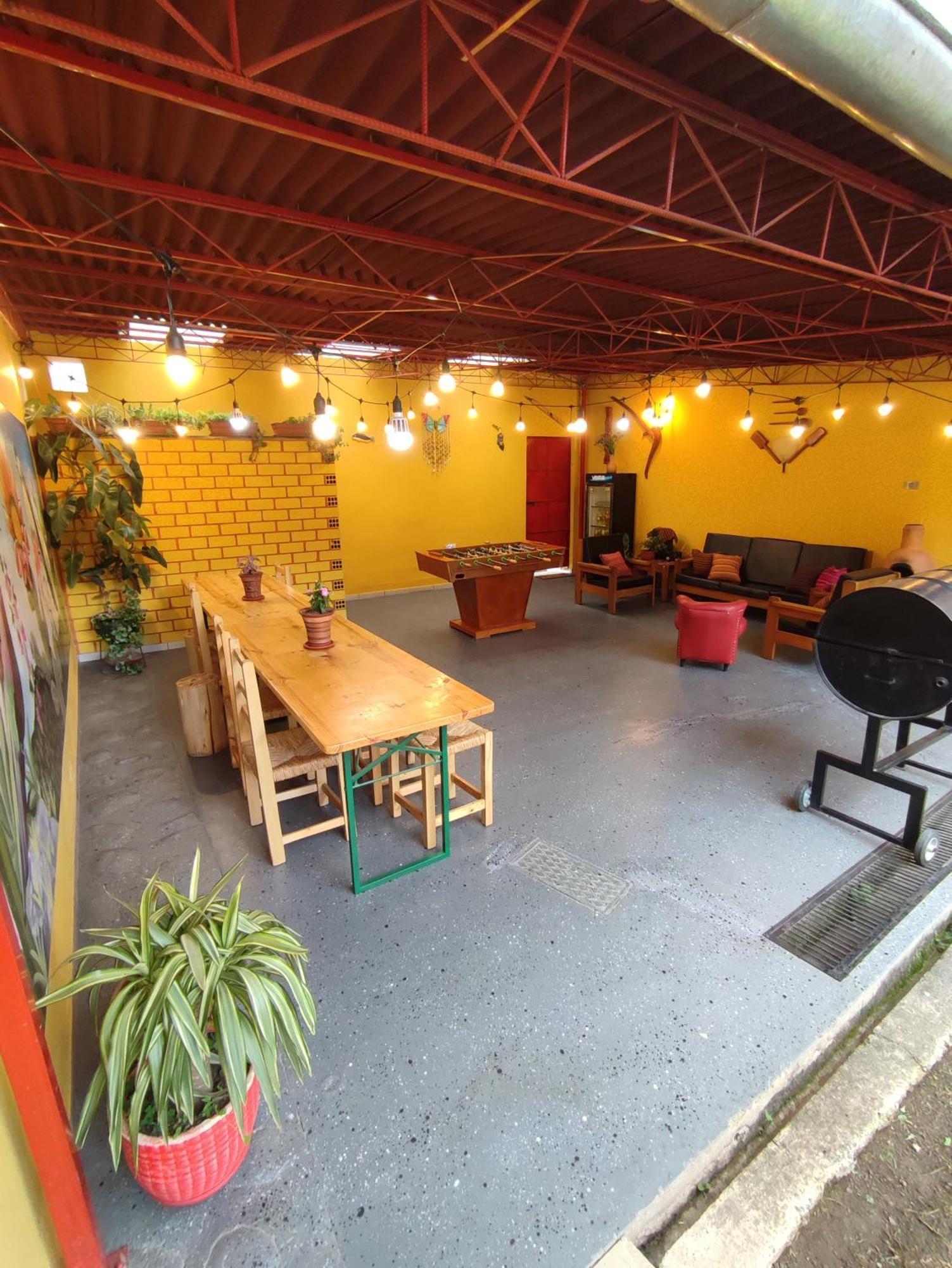 Casa Tocllaraju Homestay *